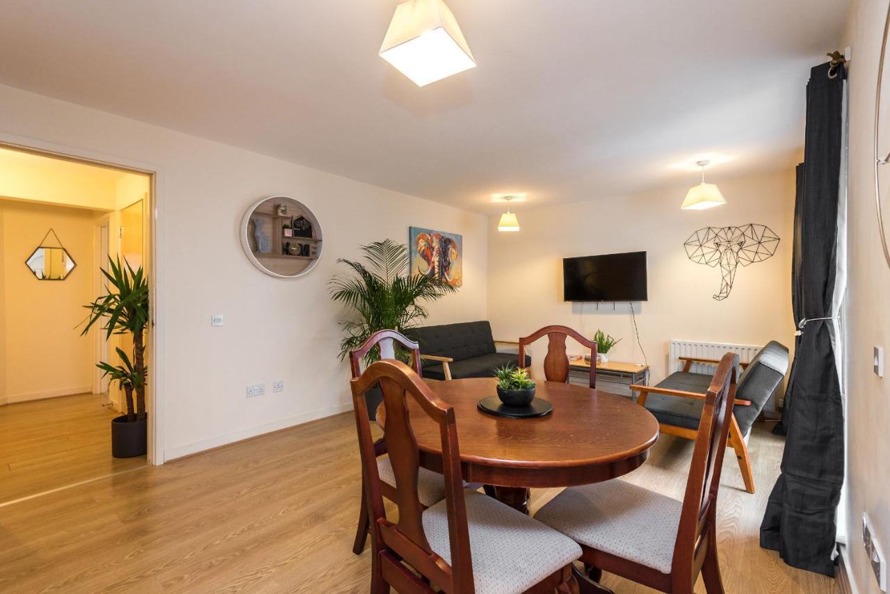 Elegant 2 Bedroom City Centre Apartment - Free Parking - Private Balcony EDI Eksteriør bilde